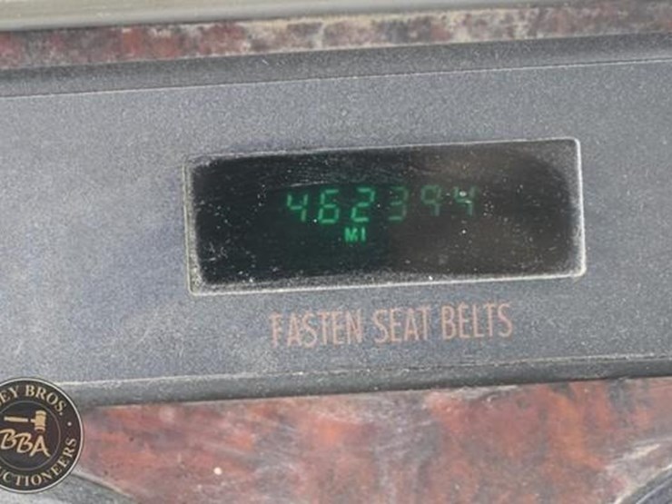 2002-freightliner-century-112-image-51