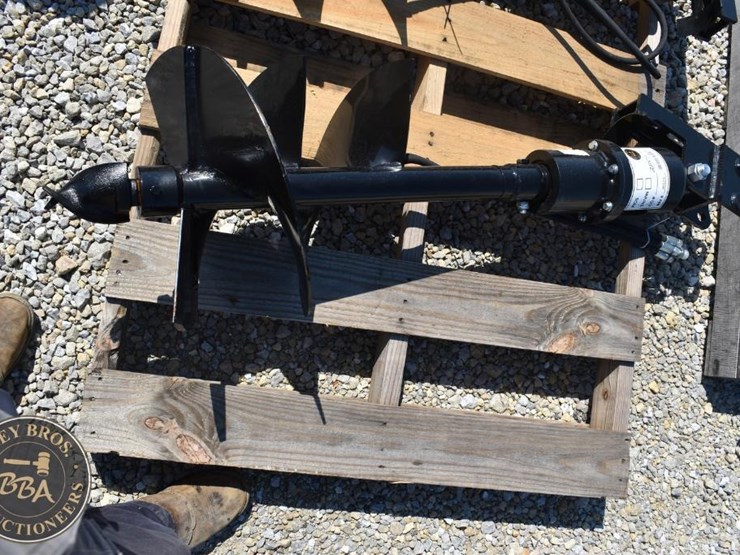 auger-future-hydraulic-auger-attachment-36574-image-2