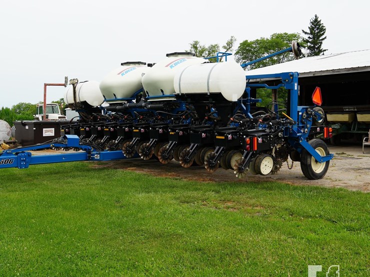 2013-kinze-3600asd-image-15