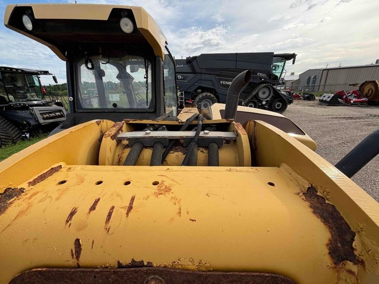 caterpillar-th407c-image-38