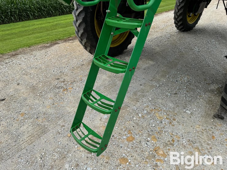 2015-john-deere-r4045-image-14