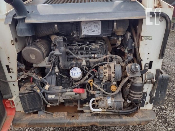 2020-bobcat-t595-image-37