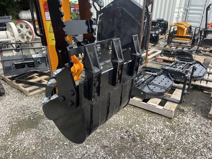 new-miva-mini-excavator:-6.6t-image-6