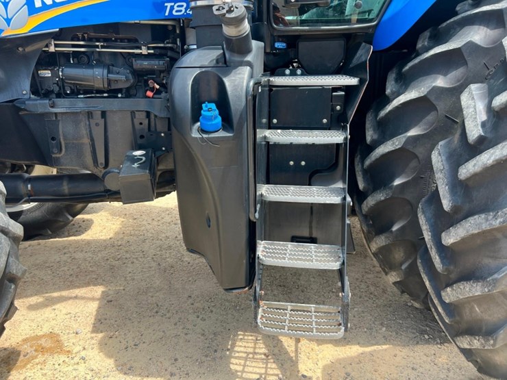 2024-new-holland-t8.410-image-15