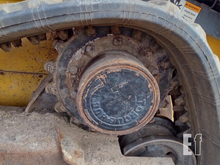 deere-323d-image-20