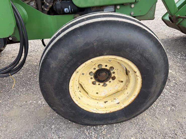 john-deere-5205-image-23