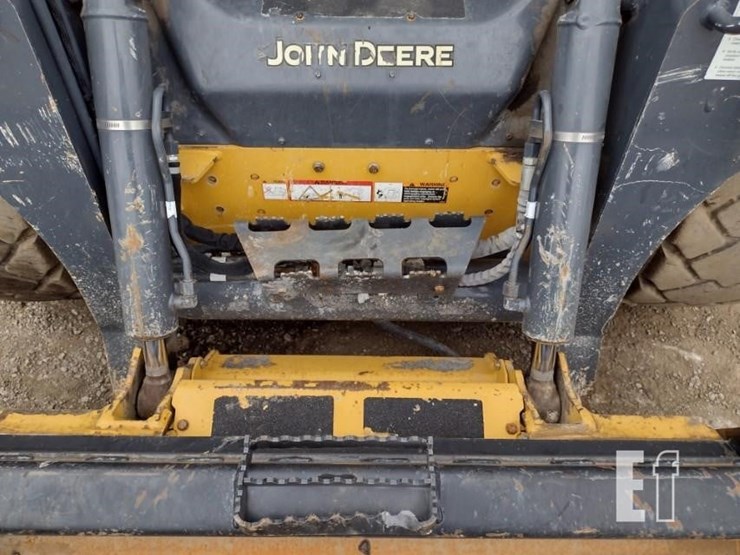 deere-324g-image-14