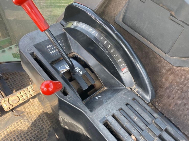 john-deere-4755-image-44