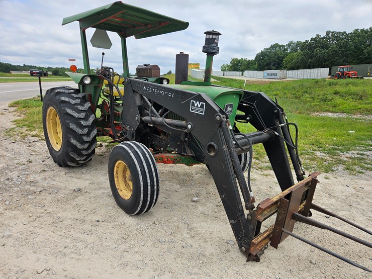 john-deere-2240-image-19