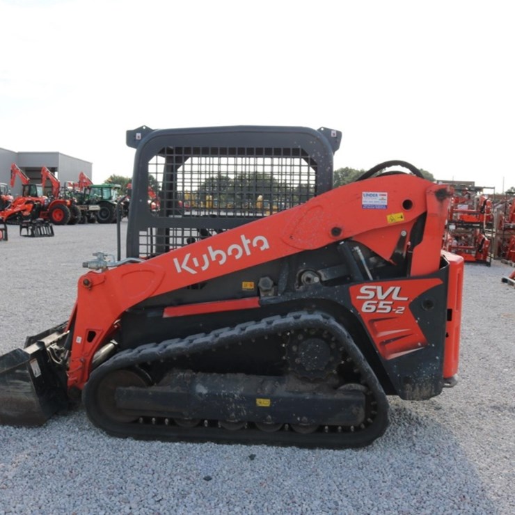 KUBOTA SVL65-2