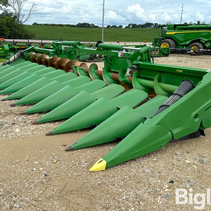 2022 JOHN DEERE C12F