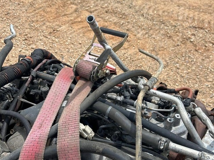 2012-duramax-8-cyl-diesel-engine-w/transmission-image-6
