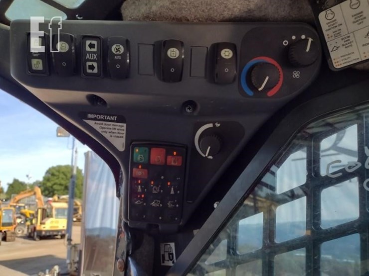 2022-deere-333g-image-8