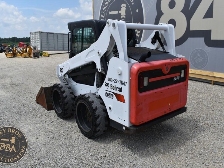 2018-bobcat-s570-image-10