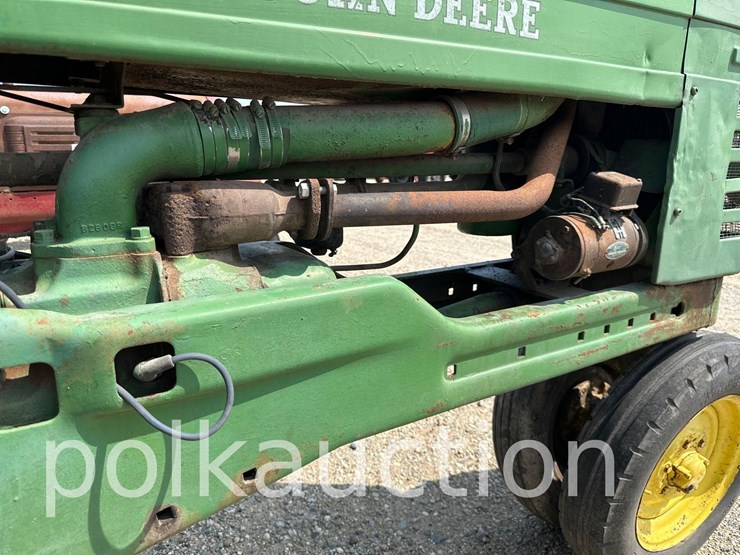 john-deere-b-image-11