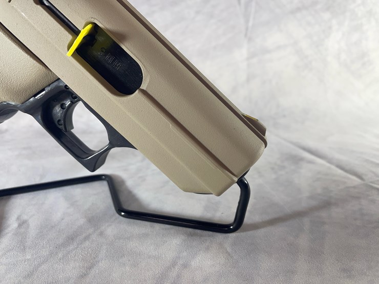 #4377-•-hi-point-p9-9mm-luger-pistol,-sn:-p10189690-image-15