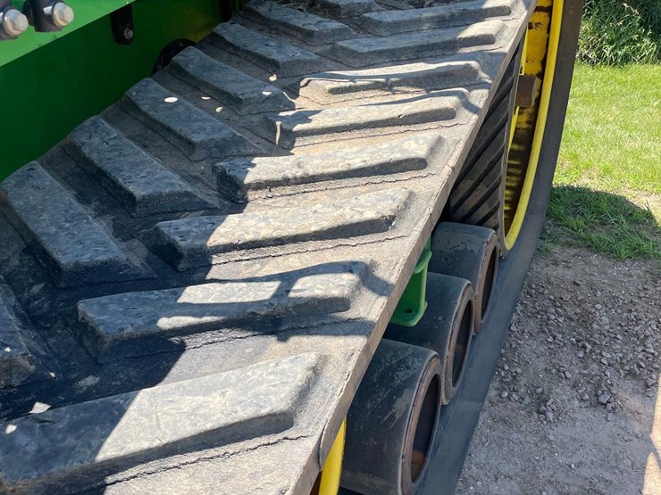 2013-john-deere-8360rt-image-18