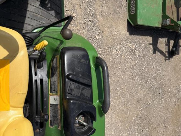 john-deere-3520-image-16