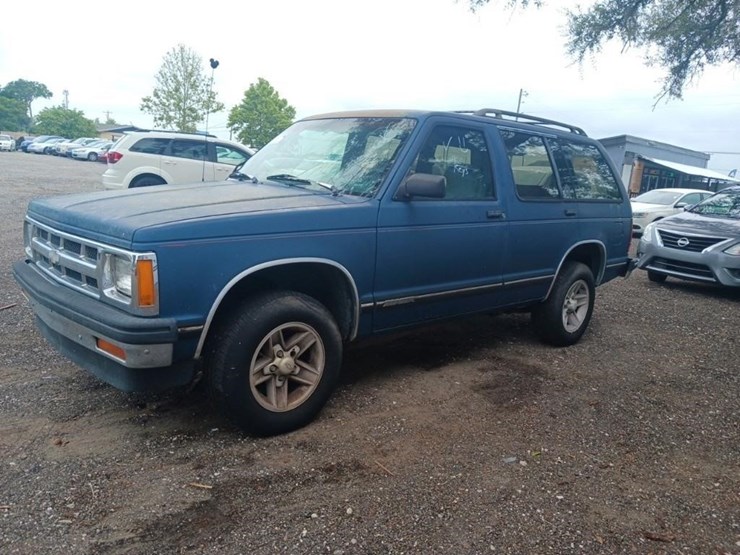 1994-chevrolet-blazer-image-3