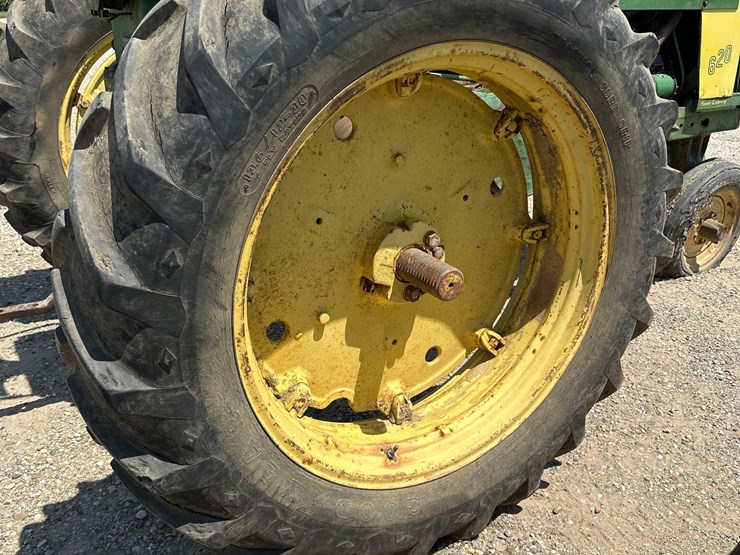 john-deere-620-image-10
