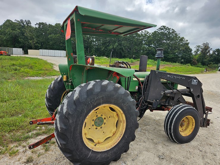 john-deere-2240-image-14