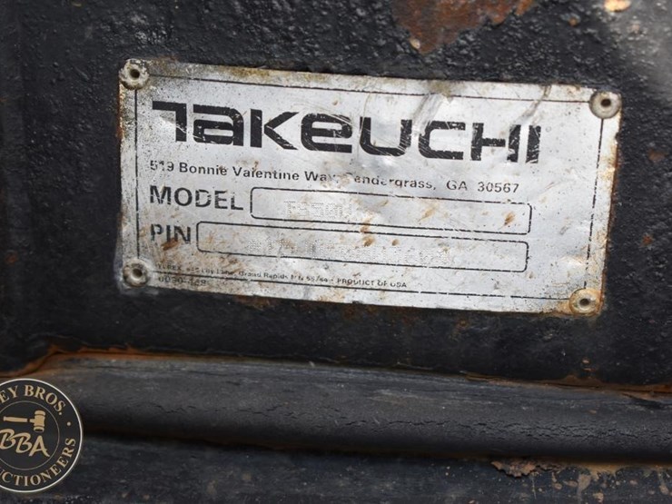 2017-takeuchi-ts50v-image-16