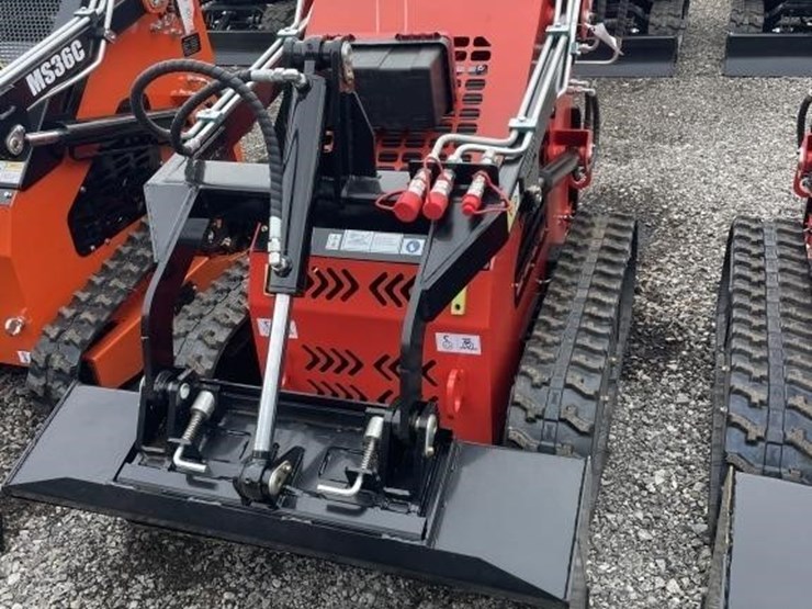 new-mms-skid-steer-loader-image-2