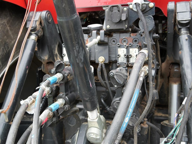 2014-case-ih-magnum-180-image-8