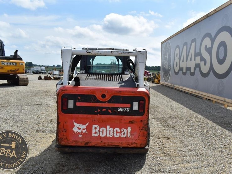 2017-bobcat-s570-image-13