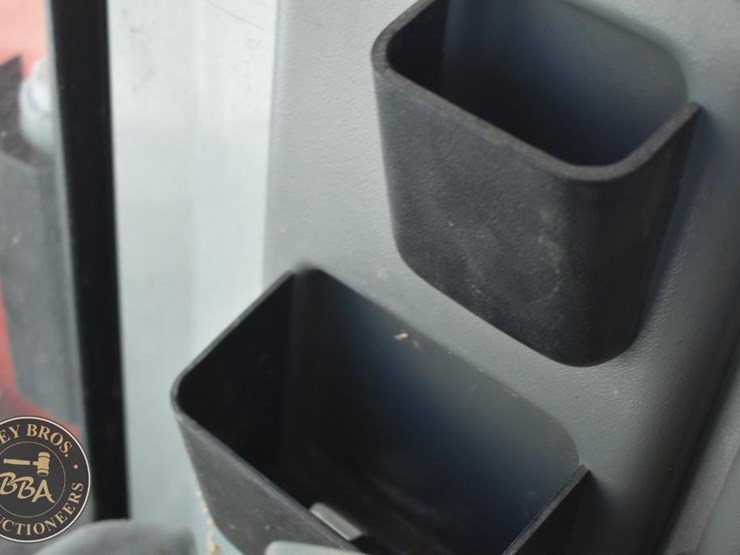 2007-massey-ferguson-9690-image-54