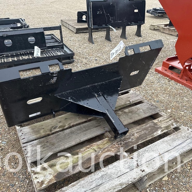 146 - 2" SKID STEER HITCH RECEIVER