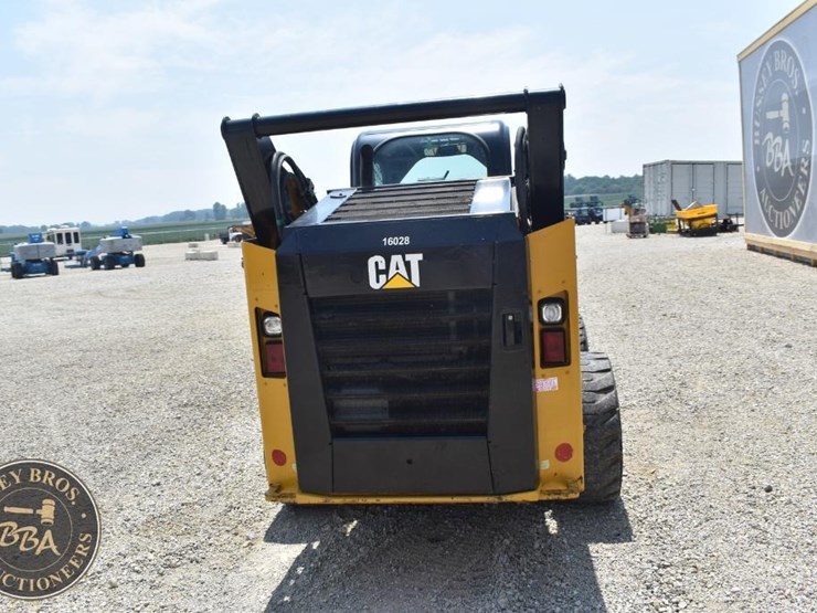 2015-caterpillar-272d2-image-11