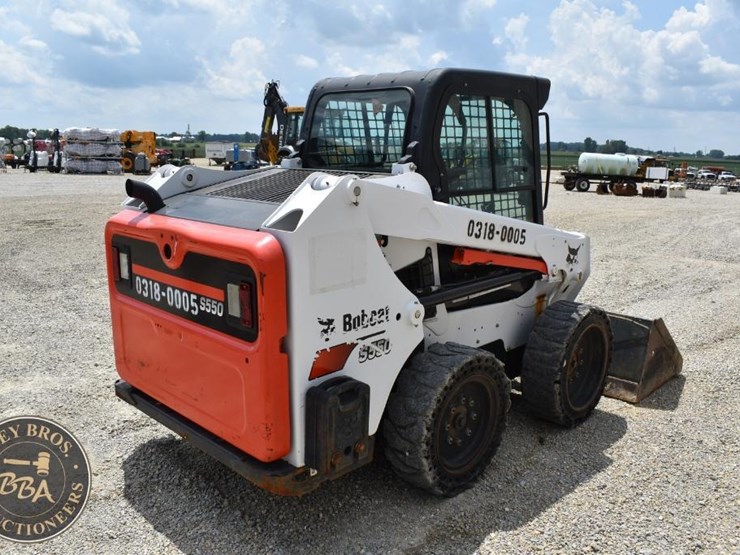 2020-bobcat-s550-image-12
