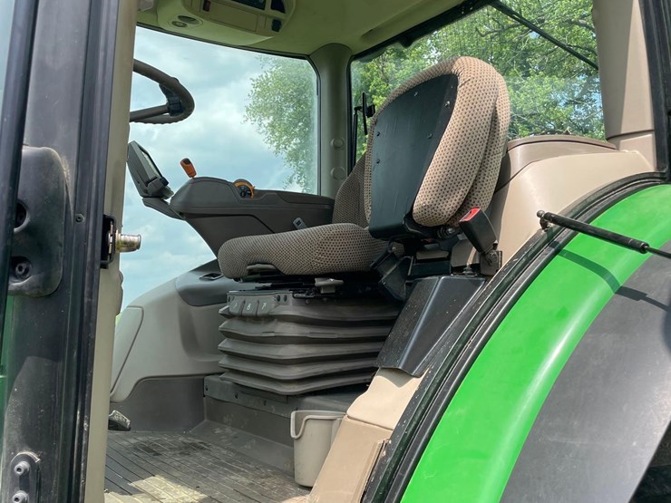 2015-john-deere-6155r-image-35