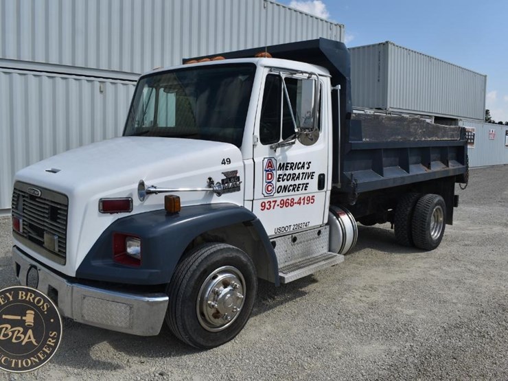1999-freightliner-fl60-image-2