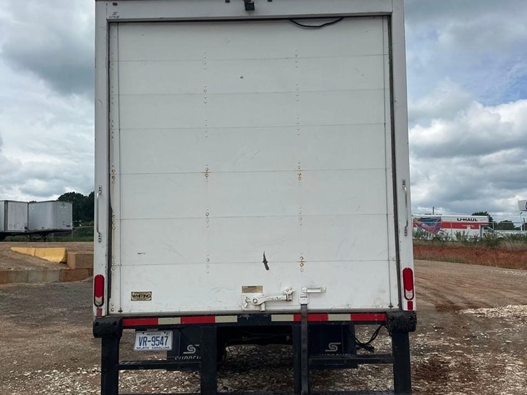 supreme-26-ft-image-15