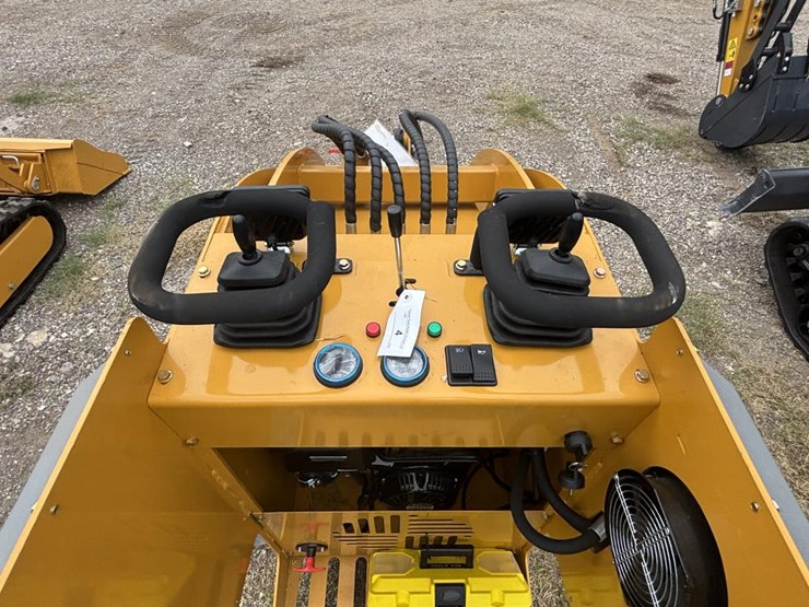 #4-•-skid-steer-loader---model-sdll30-image-5