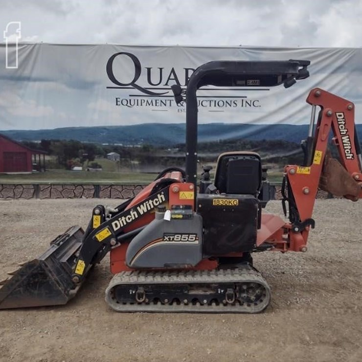 DITCH WITCH XT855