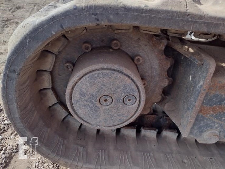 2022-deere-17g-image-35
