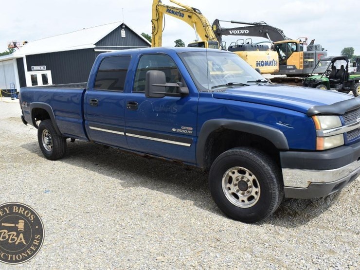2003-chevrolet-silverado-2500-image-9