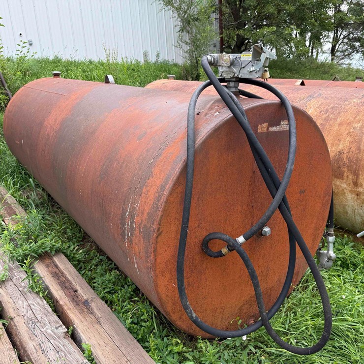 1000 gallon fuel barrel