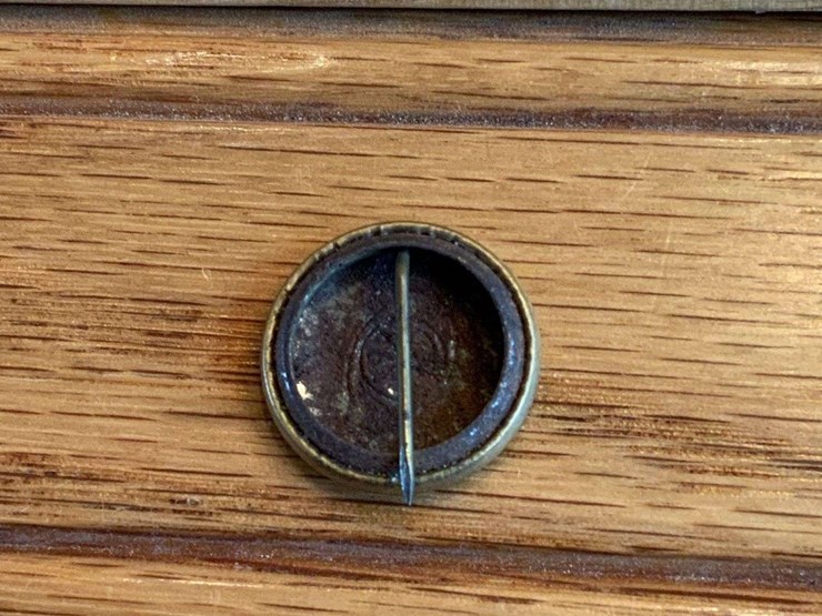 waterloo-boy-tractor-button-image-2