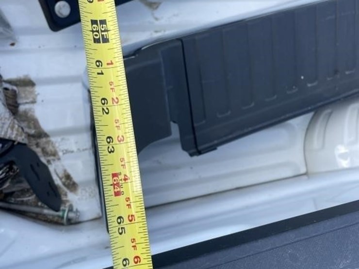 2021-ford-f350-image-15