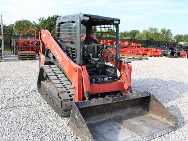kubota-svl65-2-image-6