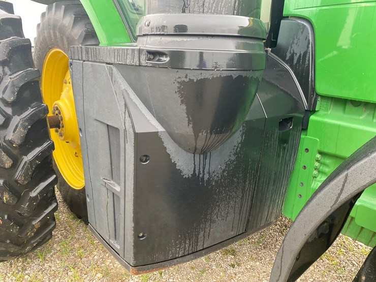2016-john-deere-8245r-image-13