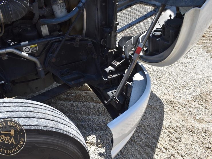 2011-kenworth-t660-image-80