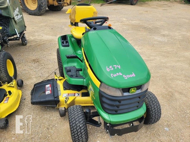 john-deere-x320-image-3
