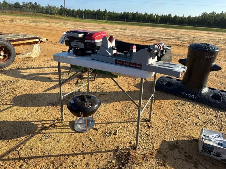 2224---camping-table-with-sink-image-1