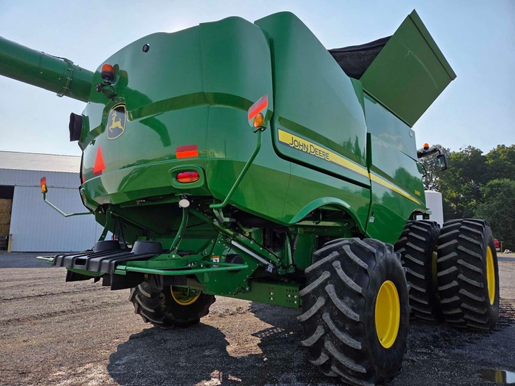 2015-john-deere-s680-image-43