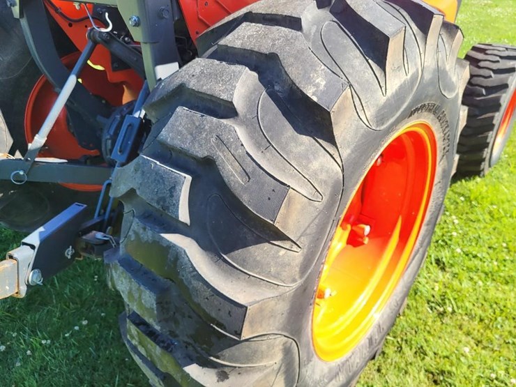 2016-kubota-mx5200-image-28